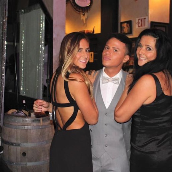 BCBGMAXAZRia Sz 0-2 stunning cutout - Picture 6 of 8